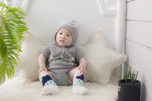 三河宝宝揉眼睛是怎么回事